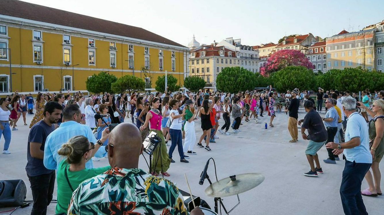 Street parties enliven the gardens and squares of the capital